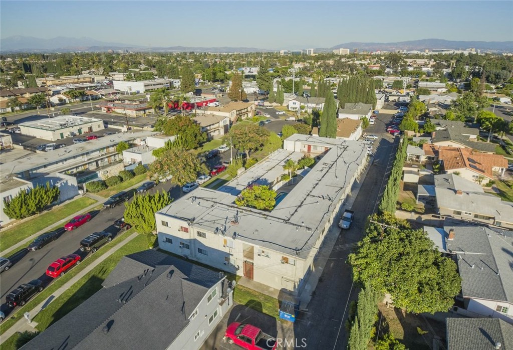 MLS #OC25112645 image #7