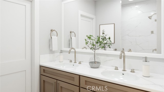 MLS #OC25112690 image #11