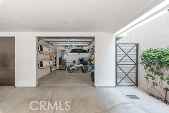 MLS #OC25112811 image #20