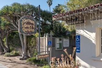 MLS #OC25112811 image #33