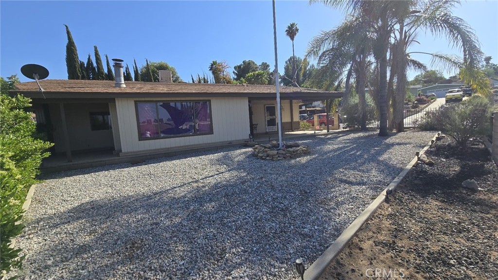 MLS #OC25113025 image #2