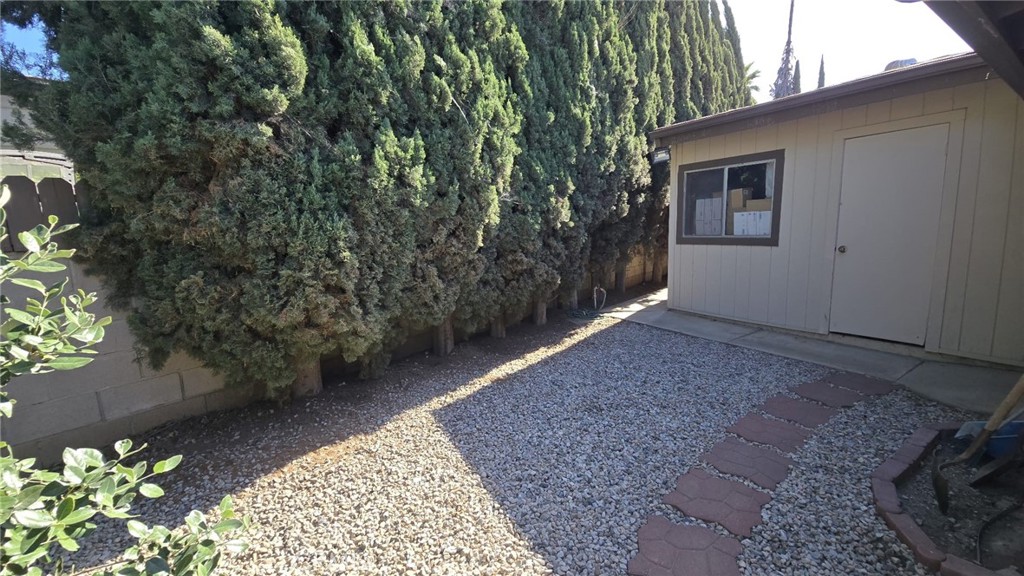 MLS #OC25113025 image #23