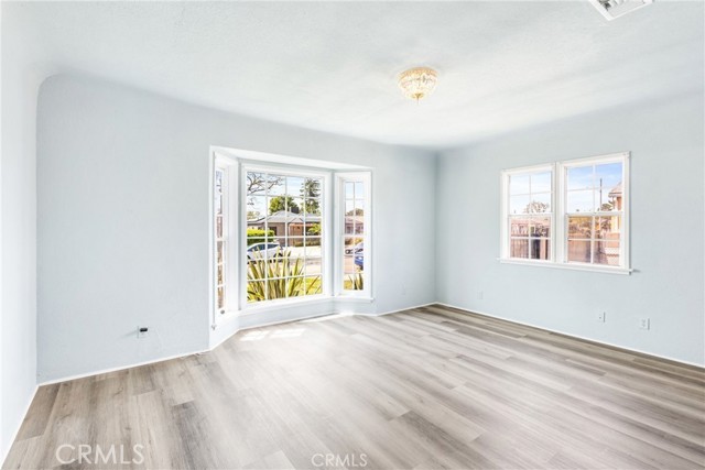 MLS #OC25113756 image #15