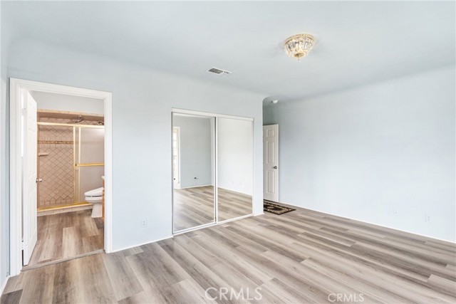 MLS #OC25113756 image #16