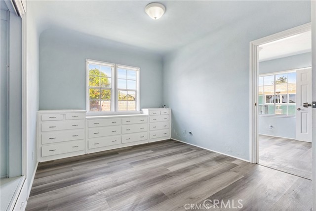 MLS #OC25113756 image #21