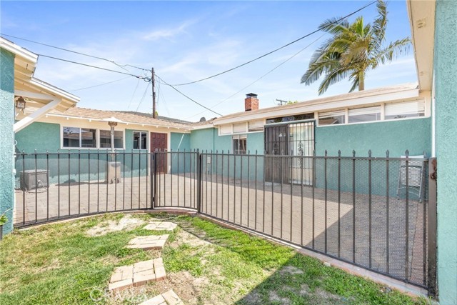 MLS #OC25113756 image #25