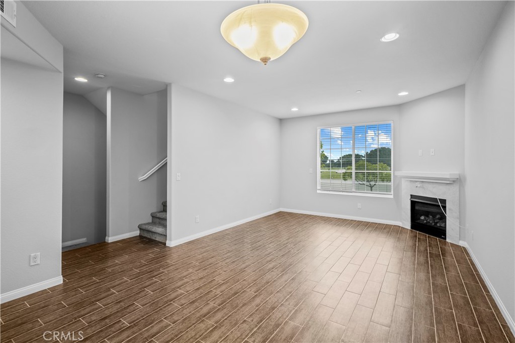 MLS #OC25113811 image #20