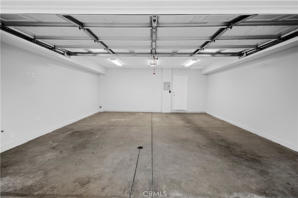 MLS #OC25113811 image #30