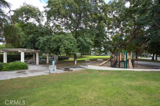 MLS #OC25114100 image #30