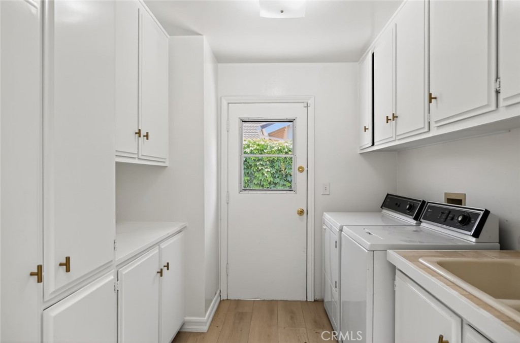 MLS #OC25114590 image #16