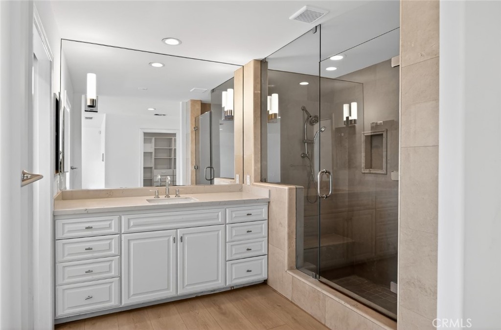 MLS #OC25114590 image #21