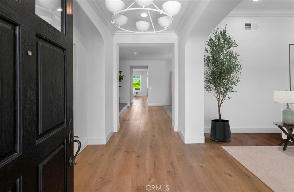 MLS #OC25115506 image #3