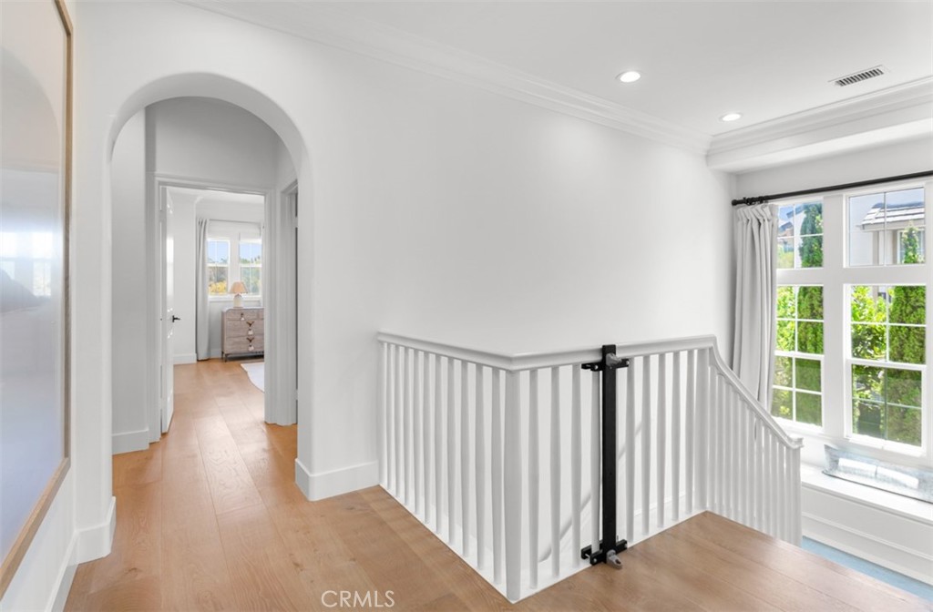 MLS #OC25115506 image #32