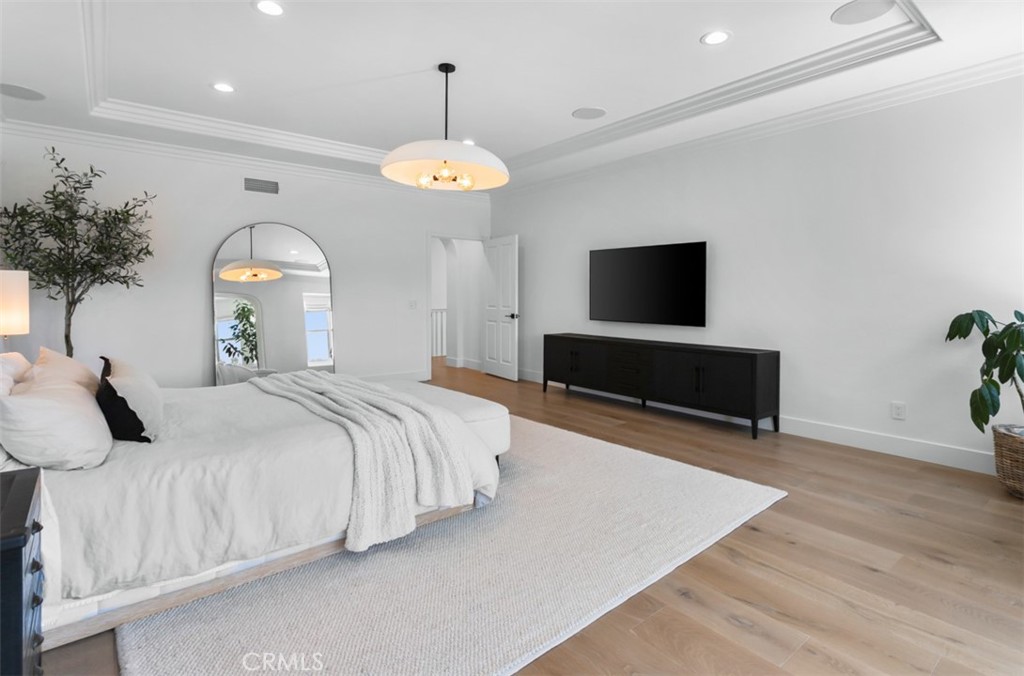 MLS #OC25115506 image #35