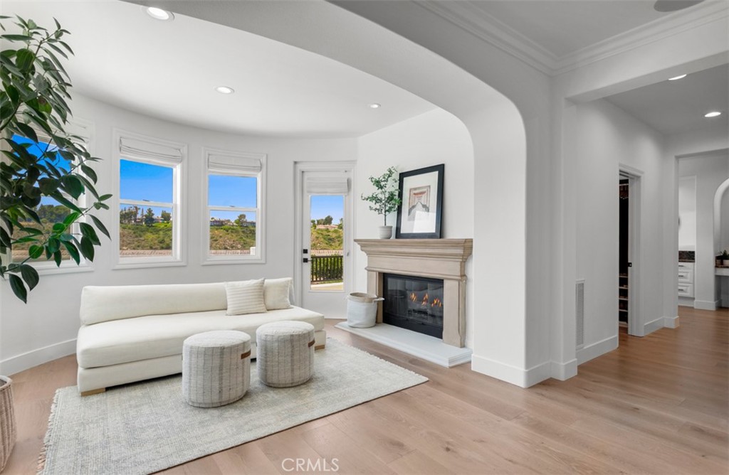 MLS #OC25115506 image #36