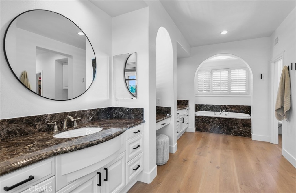 MLS #OC25115506 image #39