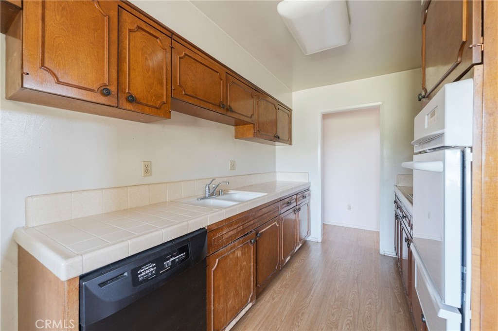 MLS #OC25115526 image #15