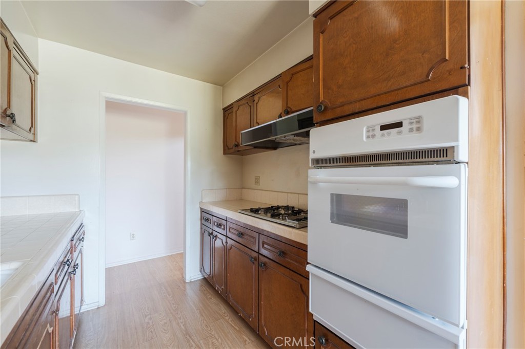 MLS #OC25115526 image #16