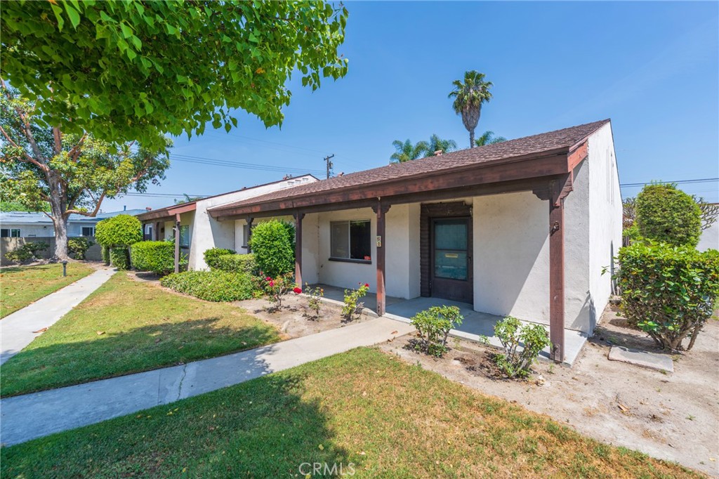 MLS #OC25115526 image #2