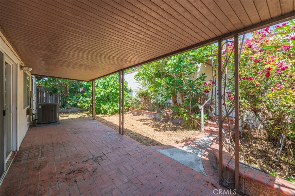 MLS #OC25115526 image #26