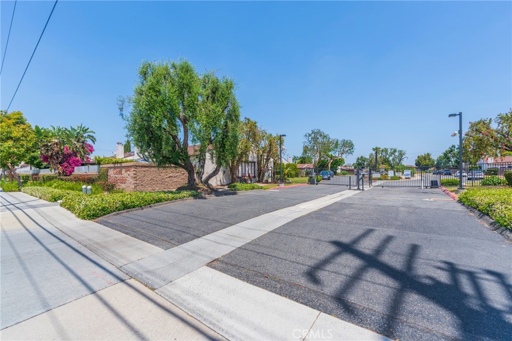 MLS #OC25115526 image #35