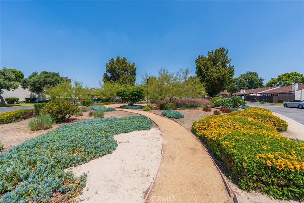 MLS #OC25115526 image #37