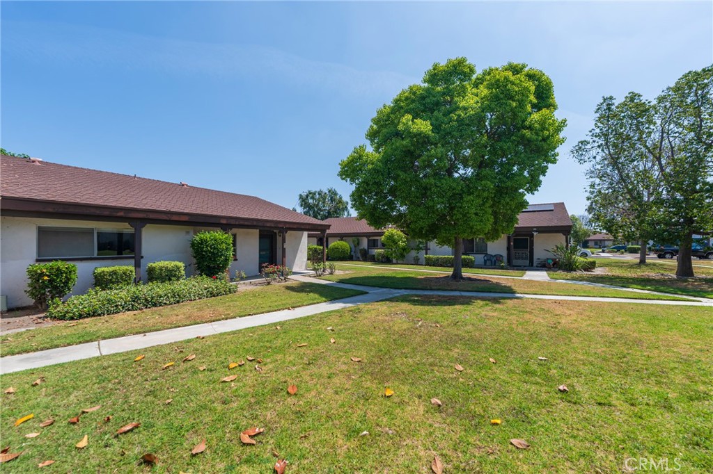 MLS #OC25115526 image #6