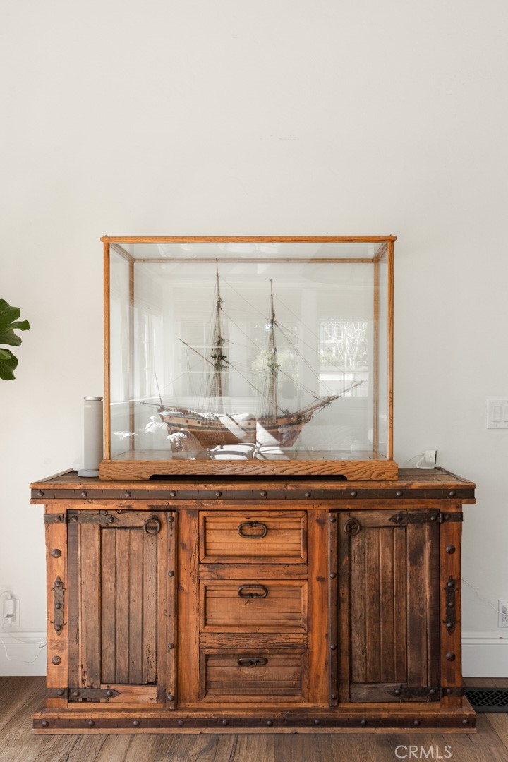 MLS #OC25115930 image #19