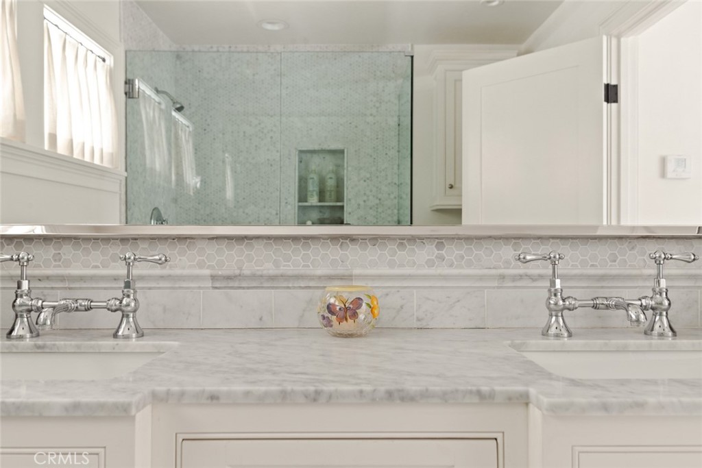 MLS #OC25115930 image #57