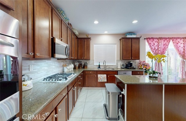 MLS #OC25116029 image #11