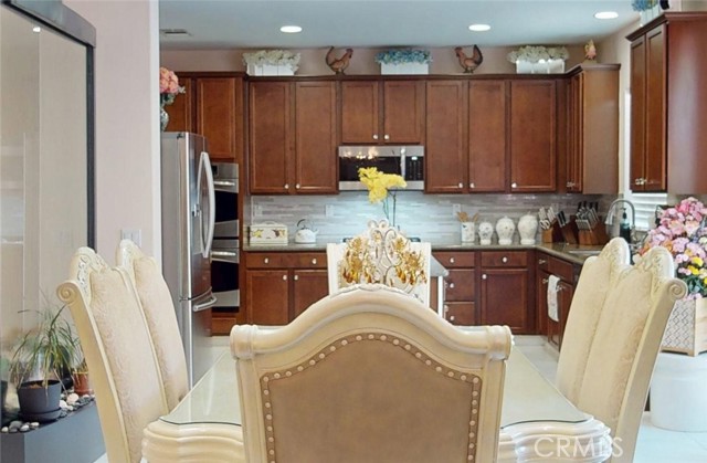 MLS #OC25116029 image #16