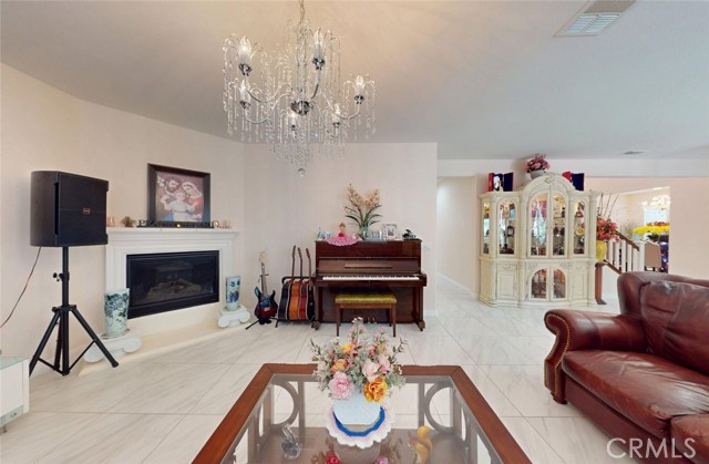 MLS #OC25116029 image #18