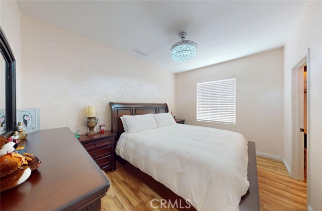 MLS #OC25116029 image #22