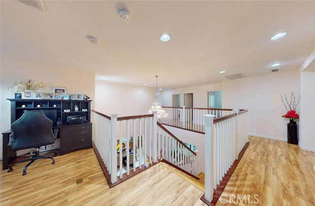 MLS #OC25116029 image #30