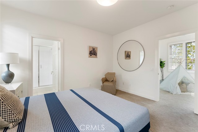 MLS #OC25116400 image #40