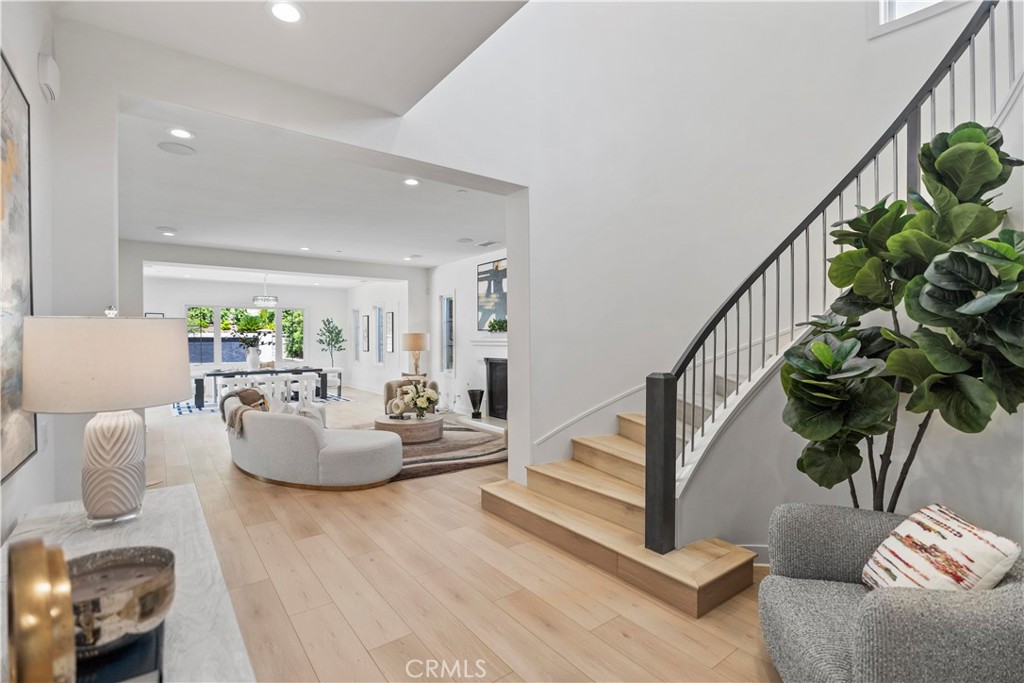 MLS #OC25116833 image #11