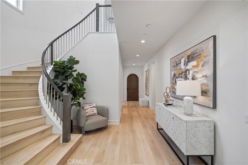 MLS #OC25116833 image #12