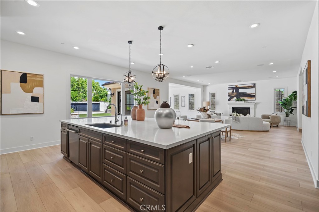 MLS #OC25116833 image #26