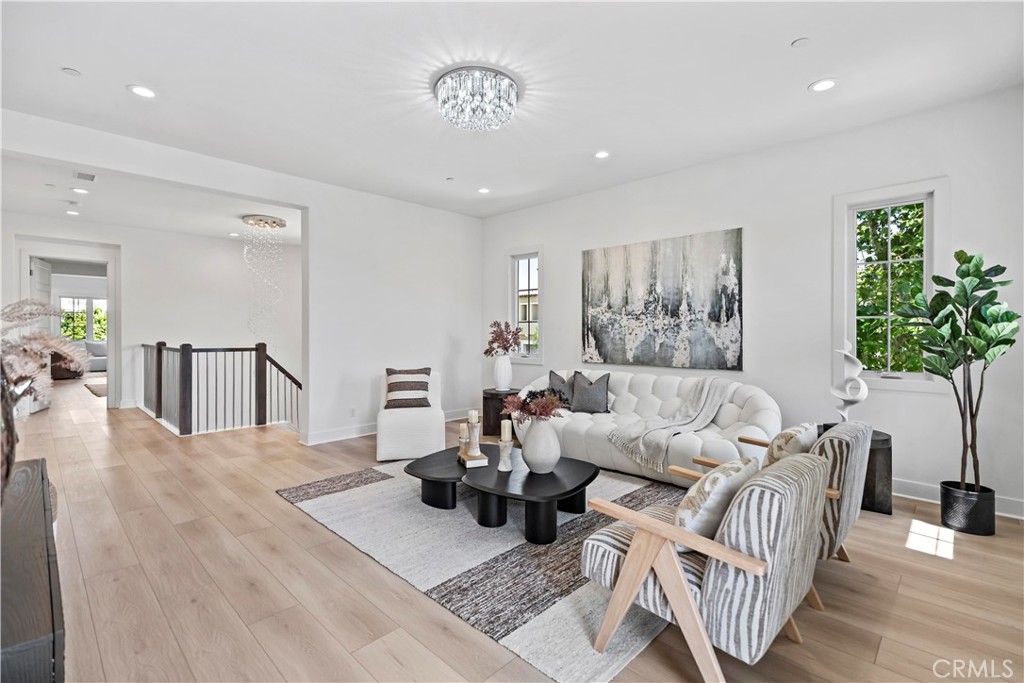 MLS #OC25116833 image #37