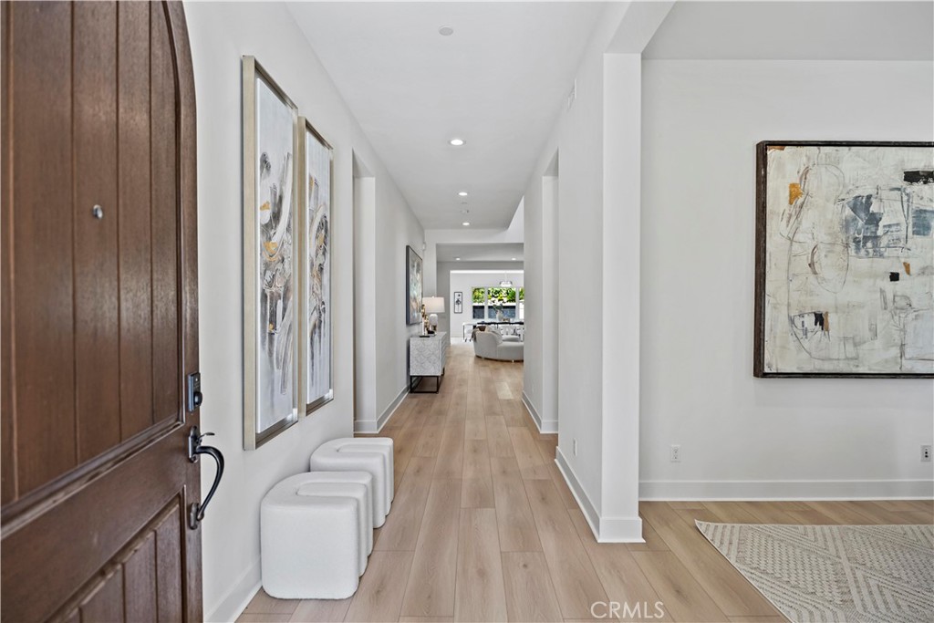 MLS #OC25116833 image #4