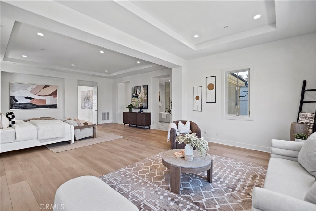 MLS #OC25116833 image #50