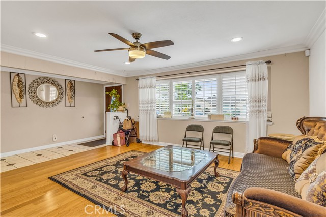 MLS #OC25117162 image #7