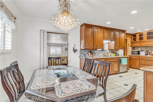 MLS #OC25117162 image #8