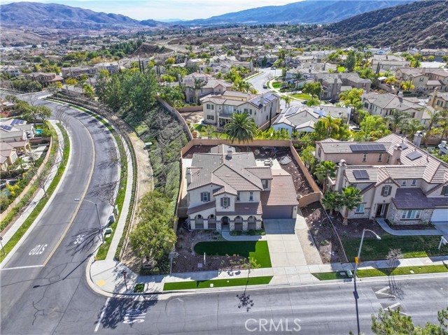 MLS #OC25117659 image #1