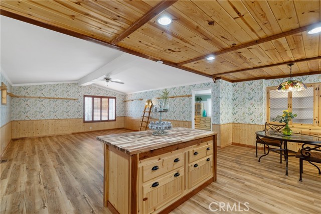 MLS #OC25045940 image #15