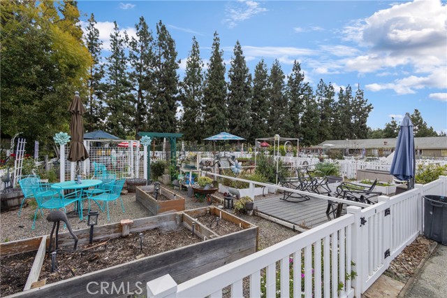 MLS #OC25045940 image #27