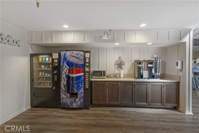 MLS #OC25045940 image #33