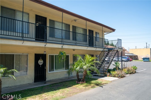 MLS #OC25117993 image #5