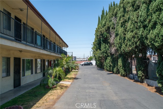 MLS #OC25117993 image #6