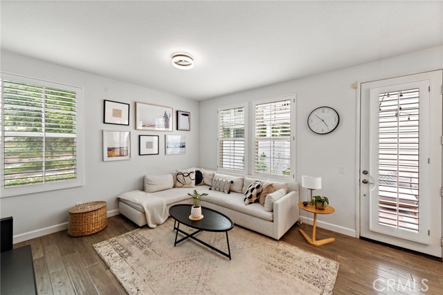 MLS #OC25118300 image #4